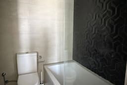 FULLY FURNISHED STUDIO/HIGH FLOOR/ CANAL VIEW 4