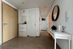 FULLY FURNISHED 2 BR WITH MARINA VIEW/CORNER UNIT 11