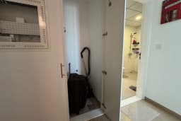 FULLY FURNISHED 2 BR WITH MARINA VIEW/CORNER UNIT 13