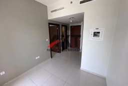 MODERN 1BR/HIGH FLOOR/PRIME LOCATION 2