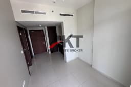 MODERN 1BR/HIGH FLOOR/PRIME LOCATION 3