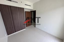 MODERN 1BR/HIGH FLOOR/PRIME LOCATION 7
