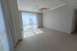 Exclusive Private Beach Living | Corner | Vacant 7