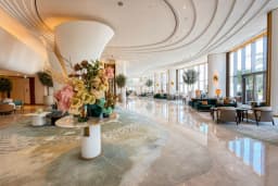 PANORAMIC CREEK VIEW/ FULLY FURNISHED/ HIGH FLOOR 7
