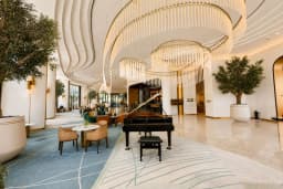 PANORAMIC CREEK VIEW/ FULLY FURNISHED/ HIGH FLOOR 26