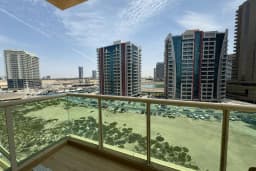 Fully Furnished and Upgraded Studio/Rented 12