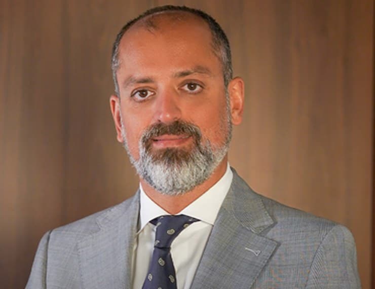 Dr. Sina Ghaderi, Founder & CEO of AKT Real Estate
