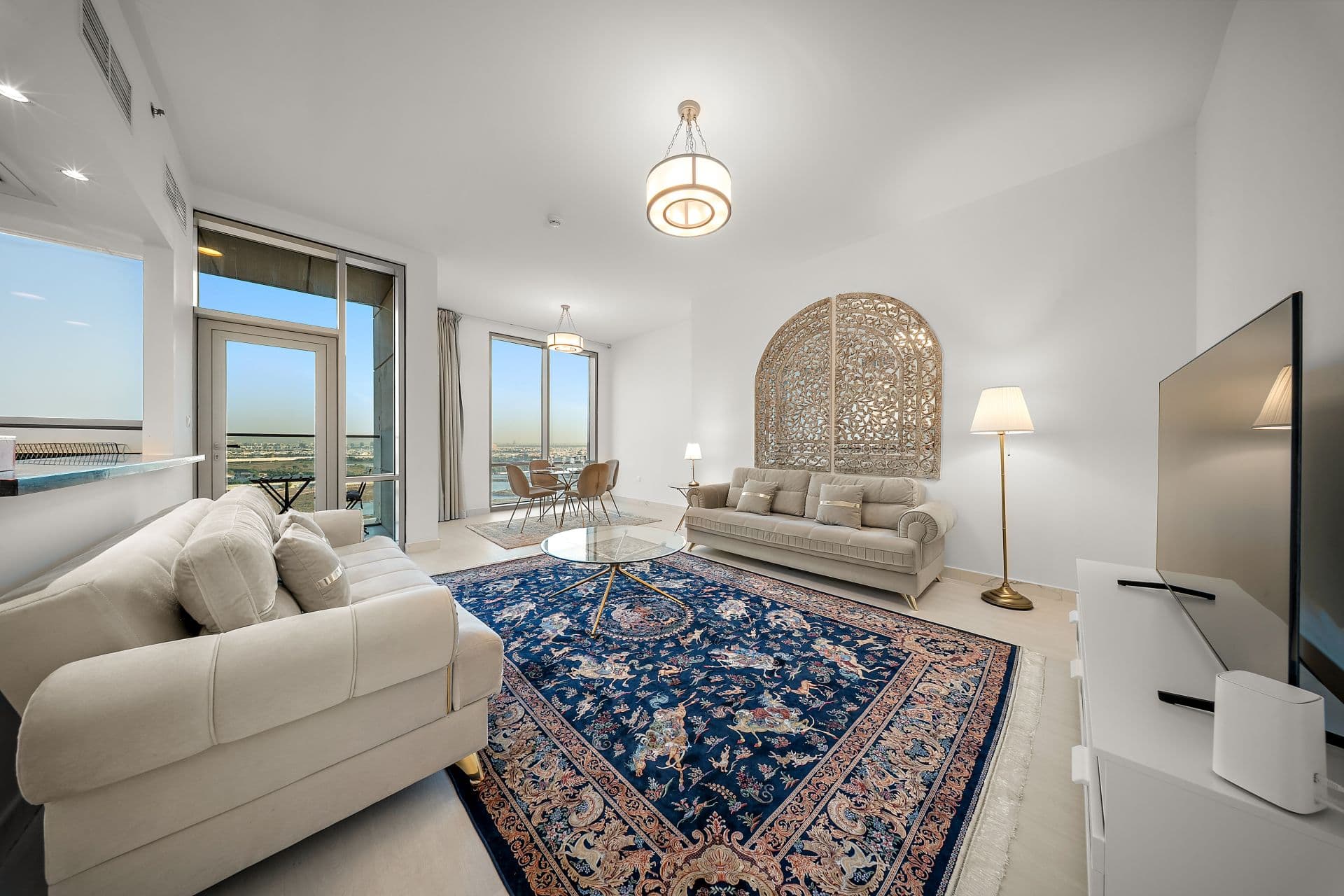 FURNISHED 2 BEDROOM/ CANAL VIEW/VACANT ON TRANSFER/