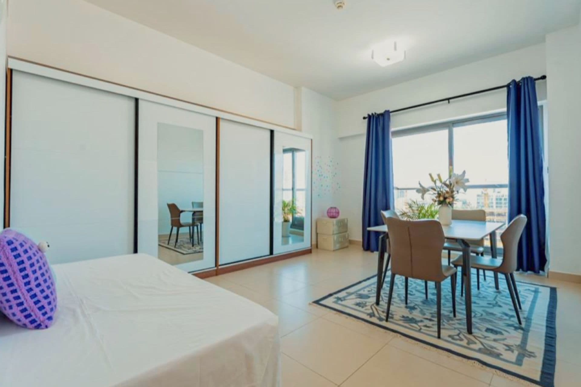 1 BEDROOM/SEMI FURNISHED/PHPP/PARK VIEW