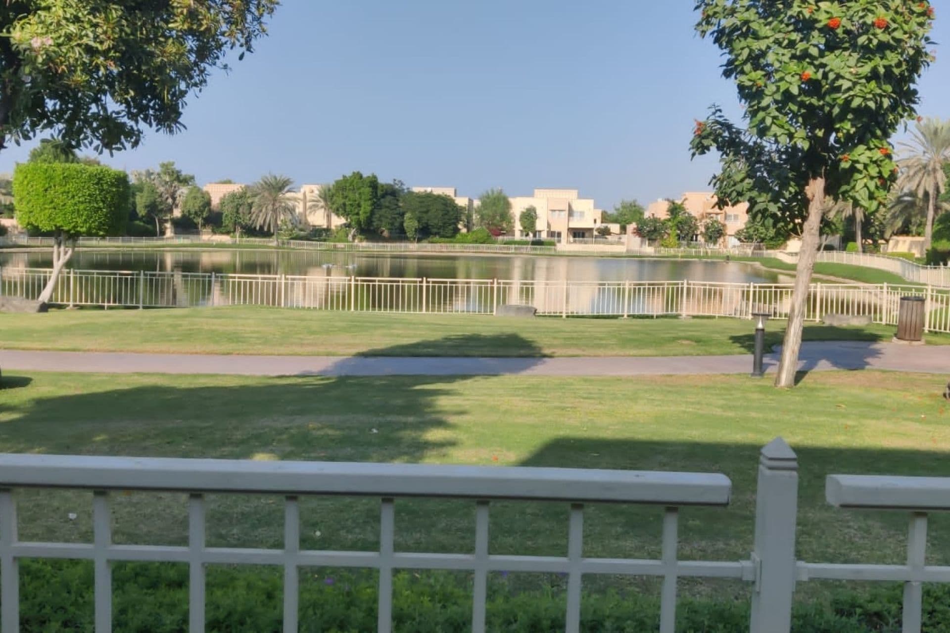 INVESTOR DEAL/FULL LAKE VIEW/RENTED TILL NOV 2026/